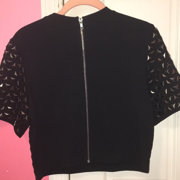 A show 🛑 stopper top ❤️😱😱😱 - Picture 2 of 4